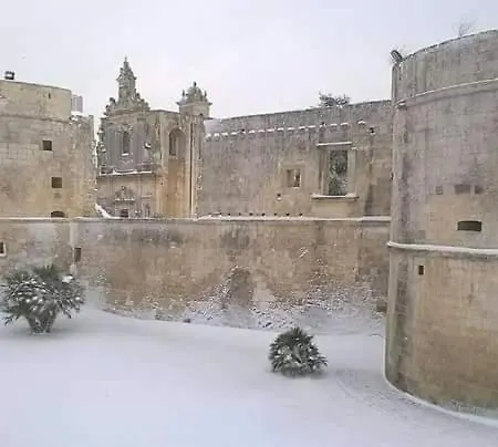 L'avamposto Di Otranto Tatil Evi